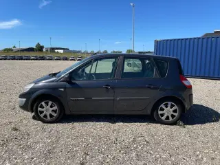 Renault Grand Scenic II 2,0 Dynamique aut.