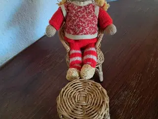 Nisse m. bord og stol