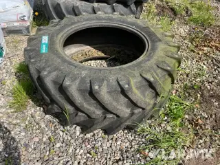 Dæk 540/65 R30 Perelli Landsbrugsdæk
