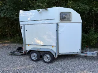 Brenderup Hestertrailer