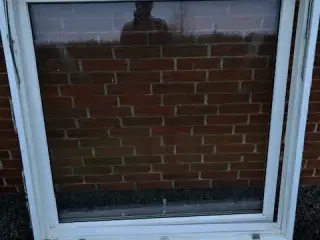2 Brugte vinduer og 1 nyt vindue
