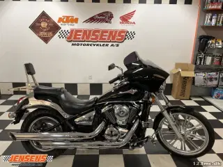 Kawasaki VN 900 Custom