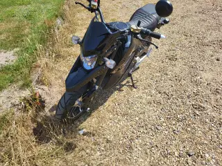 Fabriksny EL-knallert 45 Km/t