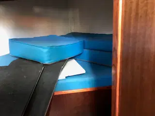 Havgående klinkbygget 17 fods Jolle.