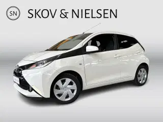 Toyota Aygo 1,0 VVT-i x-cellence