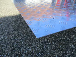Dørkplade, alu, 3/4 mm.