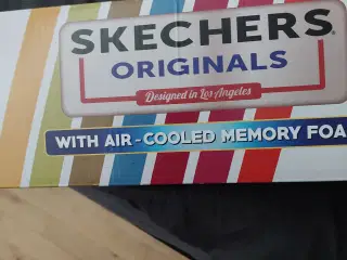 1 par Skechers sko i sorte