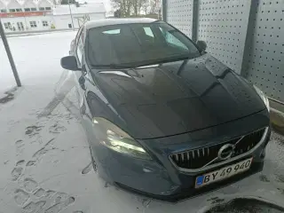 Volvo V40 momentum ECO faceliftet