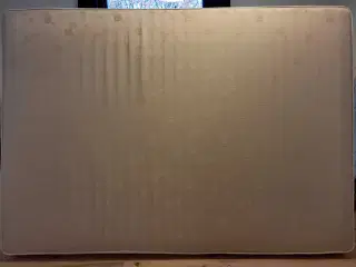 Boxmadras 140 x 200 med meder