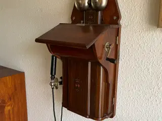 Telefon væg 