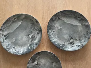 Marble by Federated Potteries