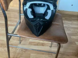Racer hjelm