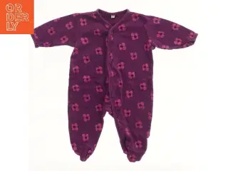 Børneheldragt med blomster (str. 68)