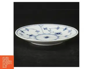 Blåt og hvidt porcelænsmønster tallerken, musselmalet fra Royal Copenhagen (str. Ø. 14,5 cm)