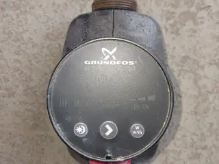 Grundfos Cirkulationspumpe 25-40-180 BRUGT