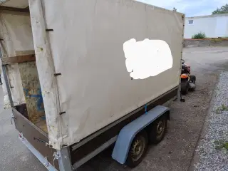 Lukket trailer 