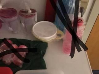 tupperware skal være væk d 2 okt