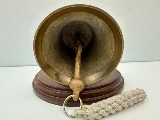 Maritim messing klokke m. ophæng