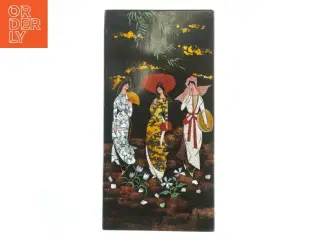 Lakeret billede med asiatisk motiv (str. 38,5 x 19,5 cm)