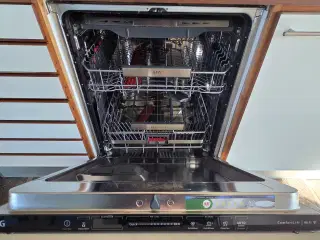 60 cm fuldintegrerbare opvaskemaskine, COMFORTLIFT