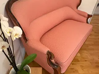 Chr 8 sofa med nyere polstring