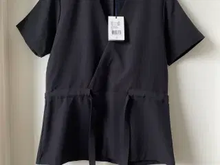 Modström sort bluse