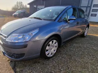 Citroën C4 1,6 HDi 110 VTR+ E6G