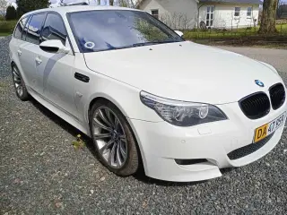 BMW M5 5,0 Touring SMG Van