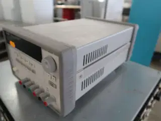 AGRILENT Triple Output DC Power Supply