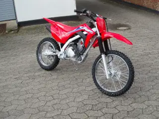 Honda  crf  110 cc og 125 cc  