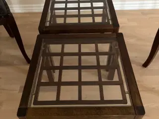 2 stk valnød borde