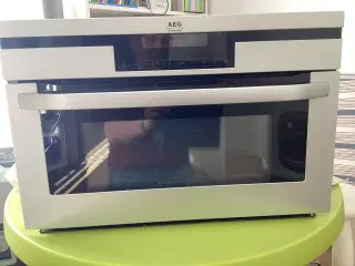 AEG Kombiovn,usædvanlig pæn ren og vedligeholdt.
