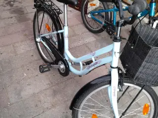 Fin pige cykel 24 tommer hjul