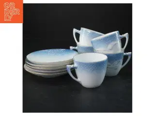 Mågestel 5 Blå og hvide kaffekopper og tallerkener fra Bing & Grøndahl (str. 6x9,5&ø13,5 cm)