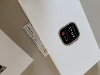 Apple Watch Ultra 2 (nyt og uåbnet)