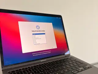 MacBook Air 13