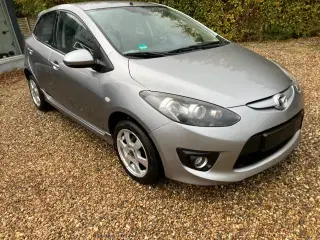 Mazda 2 1,6 DE Sport