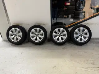 Originale 16” Opel alufælge med nye vinterdæk