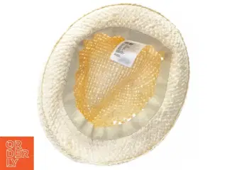 Sommerhat til børn fra H&M (str. 92)