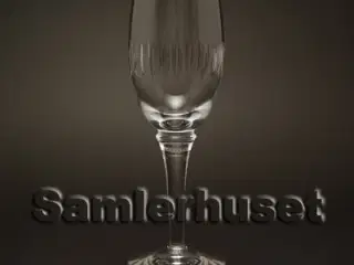 Leonora Ølglas. H:155 mm.