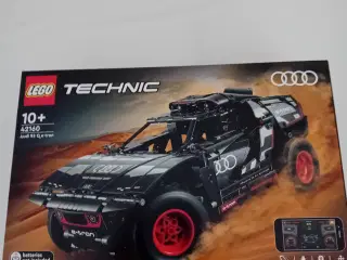 Lego technic 42160