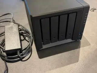 Synology DiskStation DS918+ NAS inkl 4x4TB WD Red 