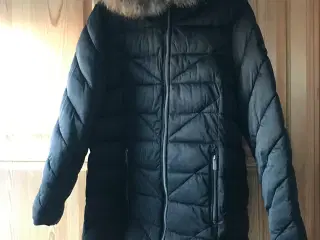 Sort 3/4 lang  frakke