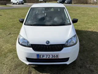 Skal ses, står super flot, 1.0 MPI 60 HK 5-Dørs