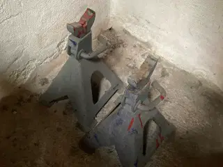 Værkstedsbuk 2 stk.