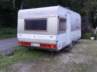 Campingvogn med mover