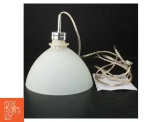 Moderne glas pendellampe fra Halo Tech Design (str. Ø 19,5 cm)