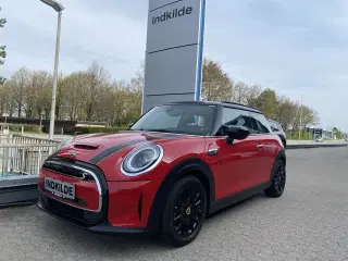 MINI Cooper SE  Essential