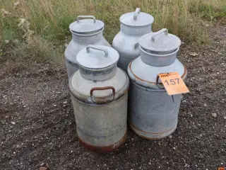 MÆLKEJUNGER, 4