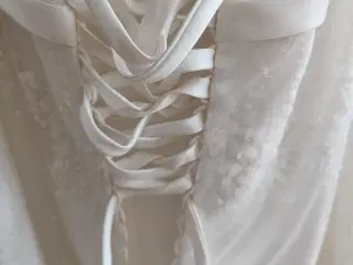 Konfirmation s kjole
